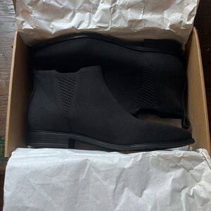 Vivaia RYAN slip on waterproof bootie heel dress shoe